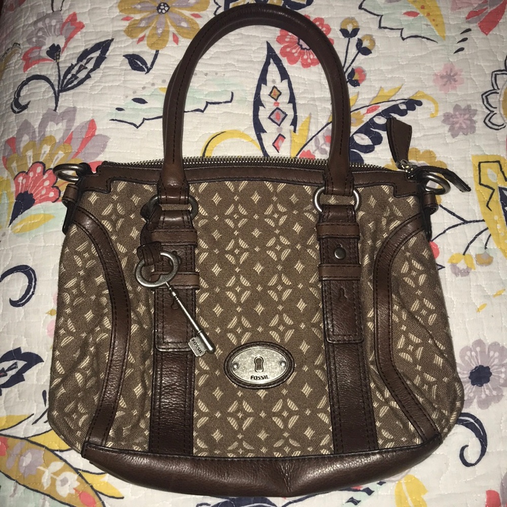 Brown and Tan Fossil Satchel 10”x 13” Cute!!